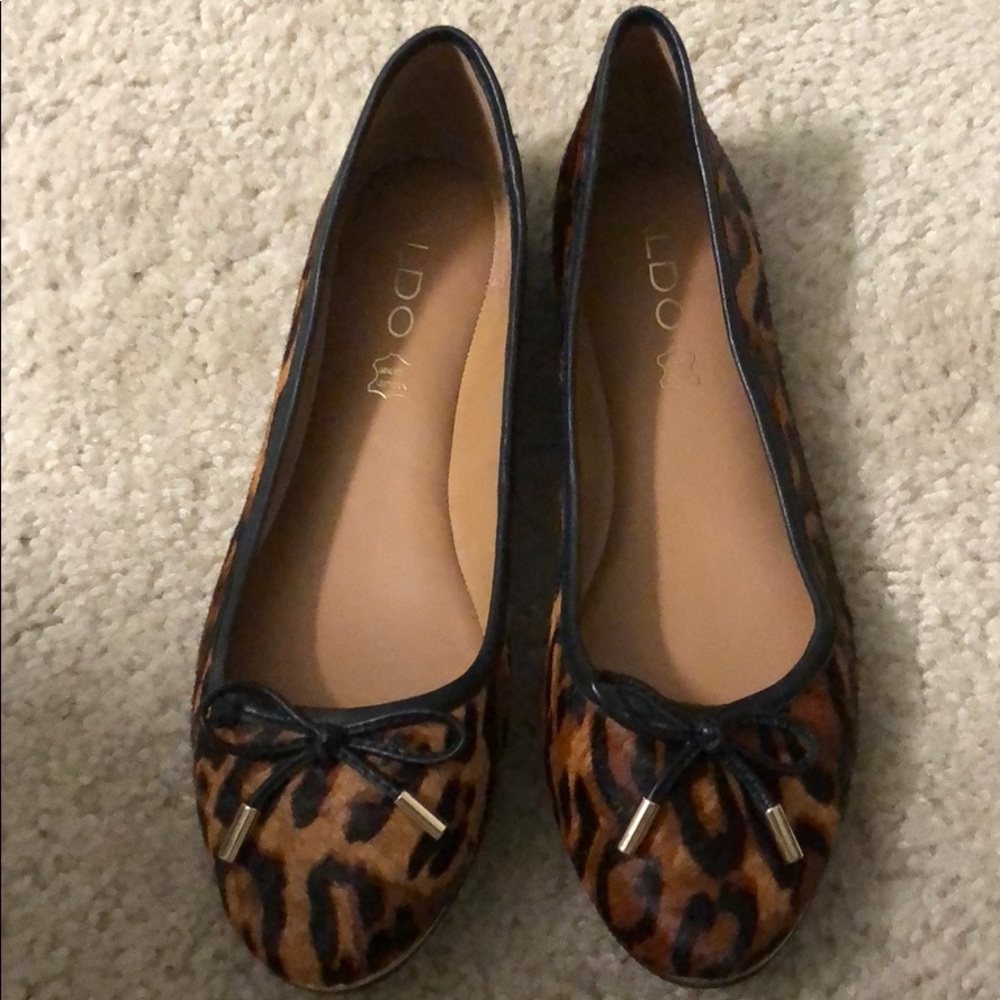 BRAND NEW, Flat shoes, cheetah print